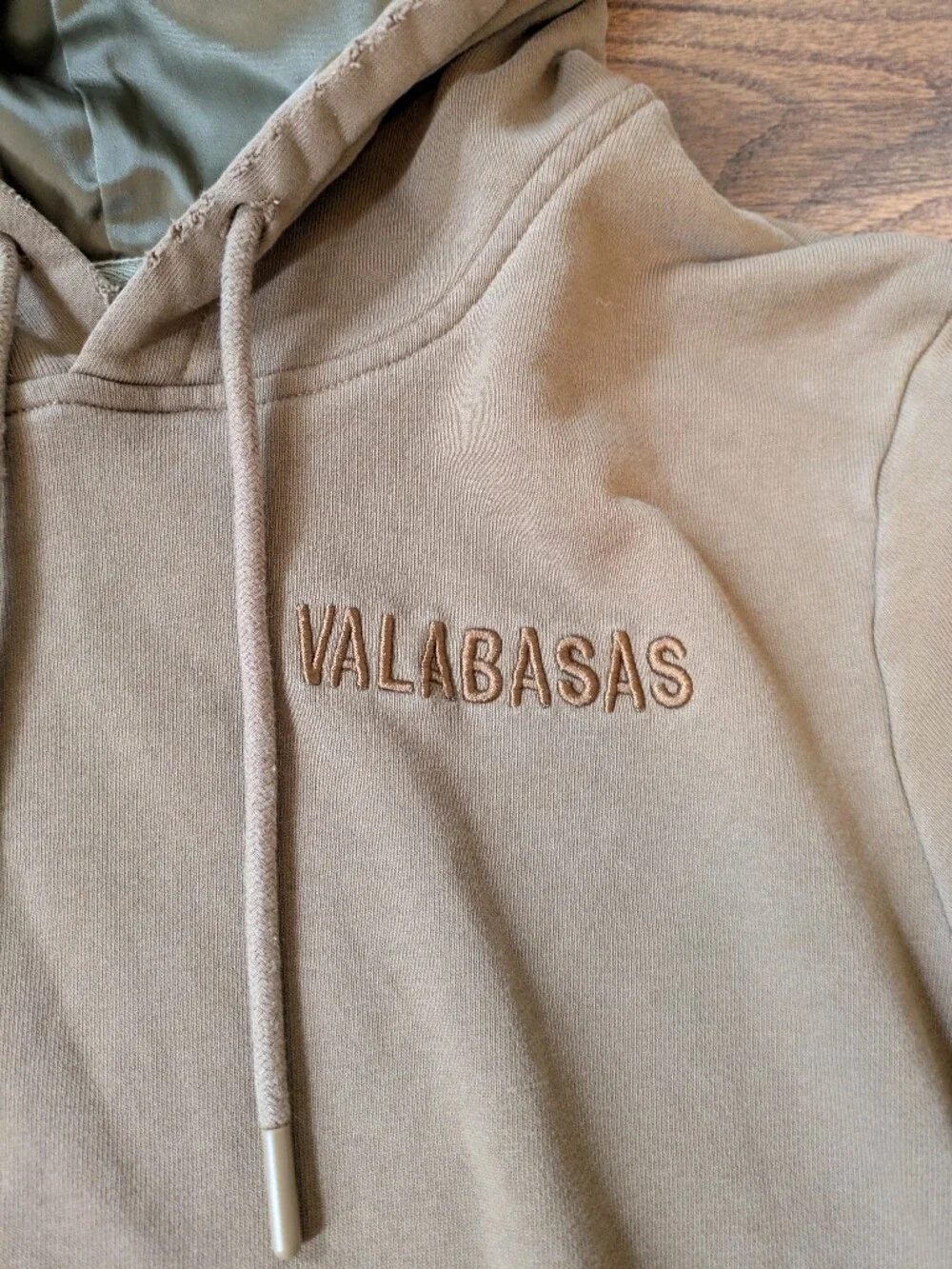 Valabasas Play Hoodie Size 14 Boys Youth Tan Brown Satin Lined Distressed V-Play